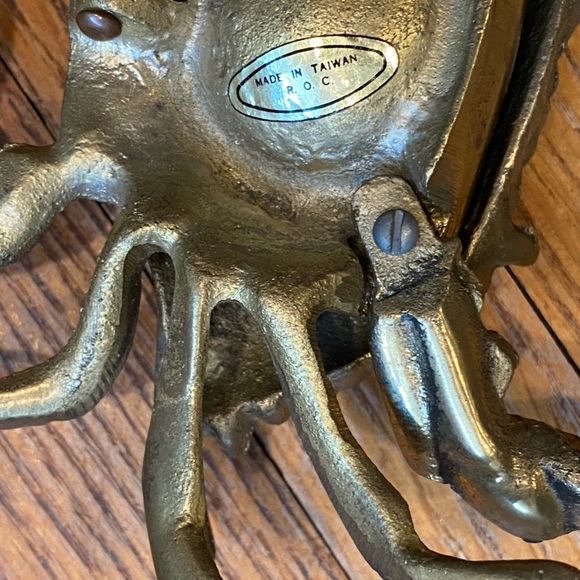 Vintage Brass Crab Trinket Box or Ashtray - Picture 9 of 10